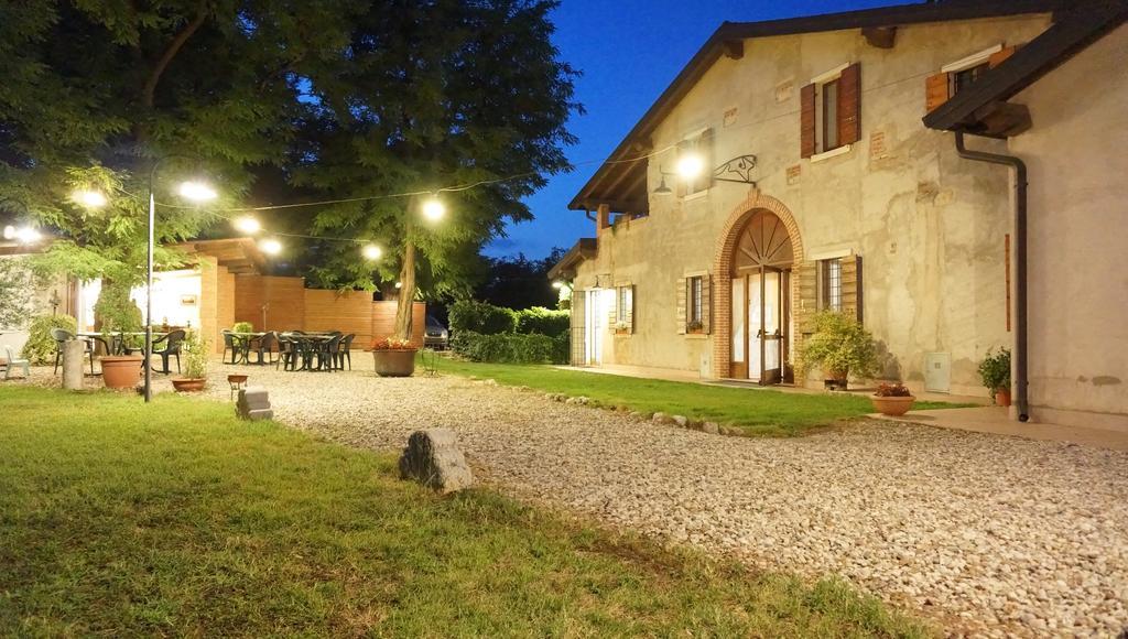 Agriturismo Fior Di Pesco Hotel Sommacampagna Exterior foto